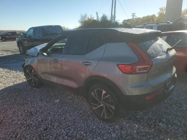 2022 Volvo Xc40 T5 R-design