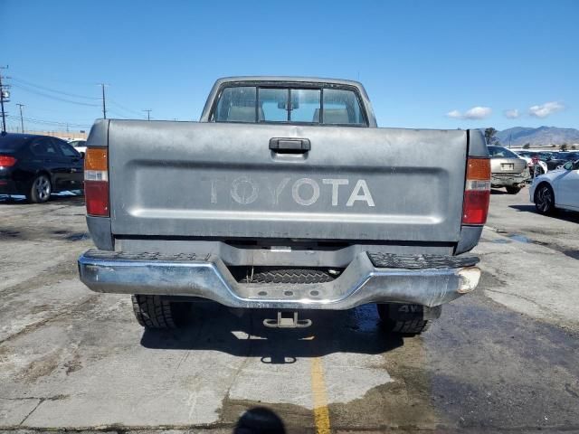 1992 Toyota Pickup 1/2 TON Short Wheelbase DLX