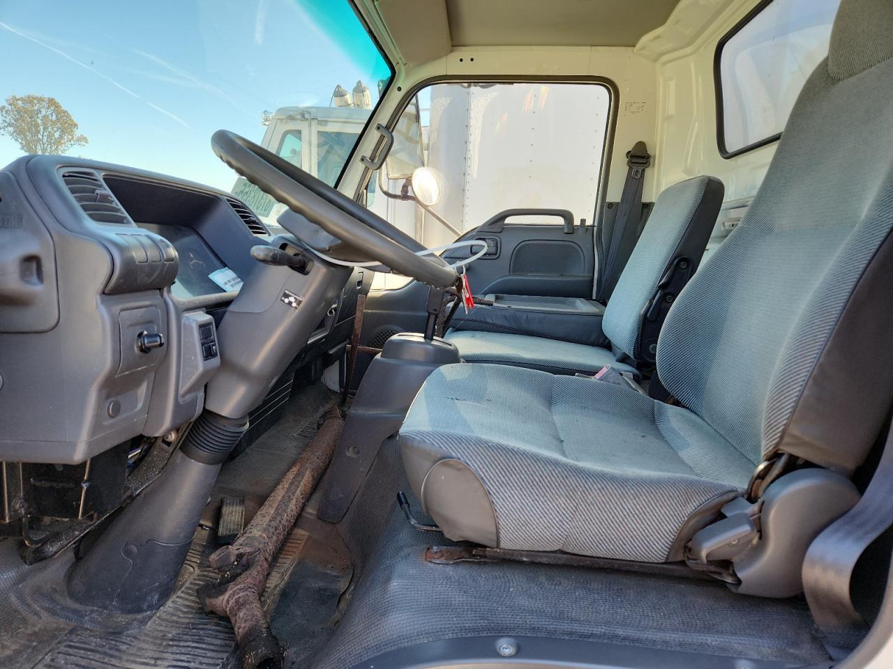 1997 Chev Rolet W-4 BOX Truck