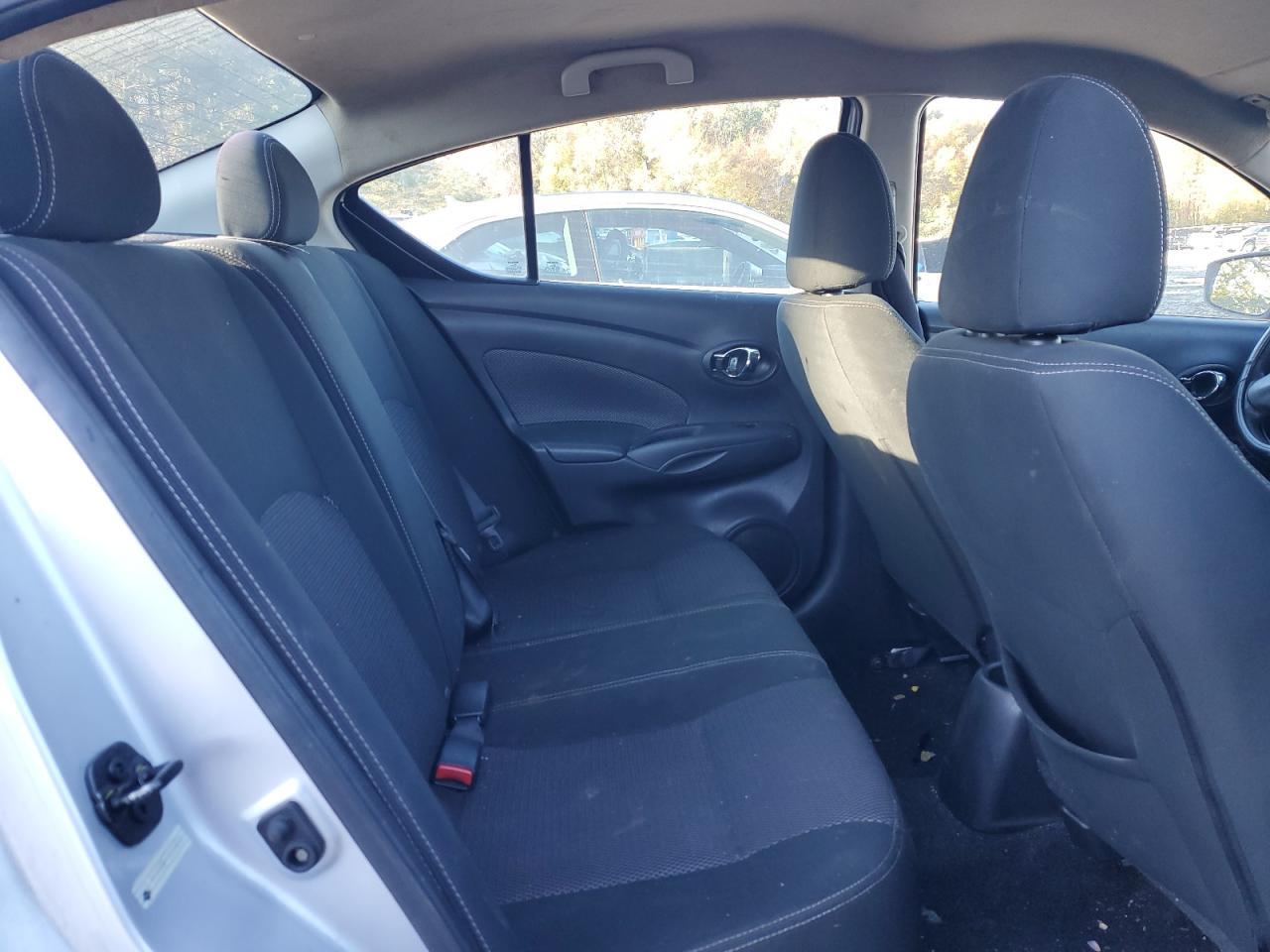 2017 Nissan Versa s