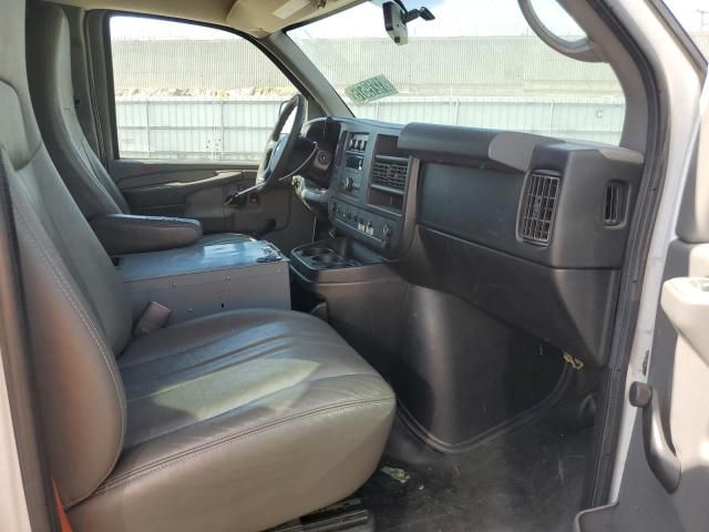 2013 Chevrolet Express G2500