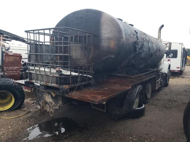 1988 Ford L9000 Vacuum Truck