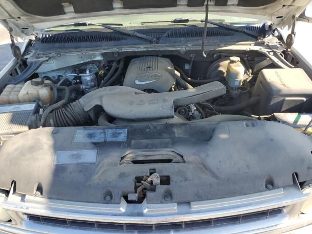 2002 Chevrolet Suburban C1500