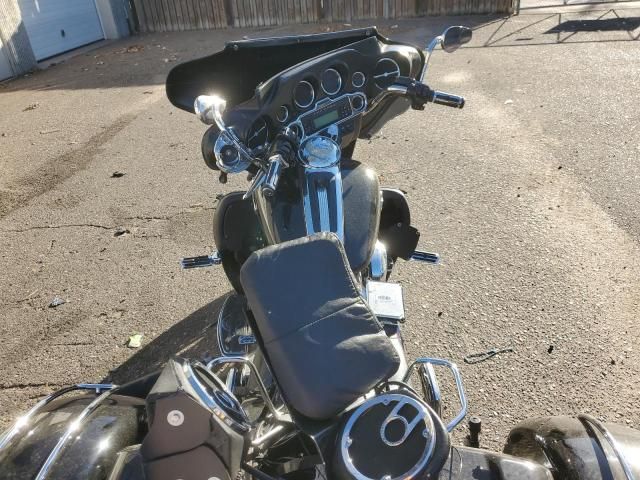 2013 Harley-Davidson Flhtcutg TRI Glide Ultra Classic