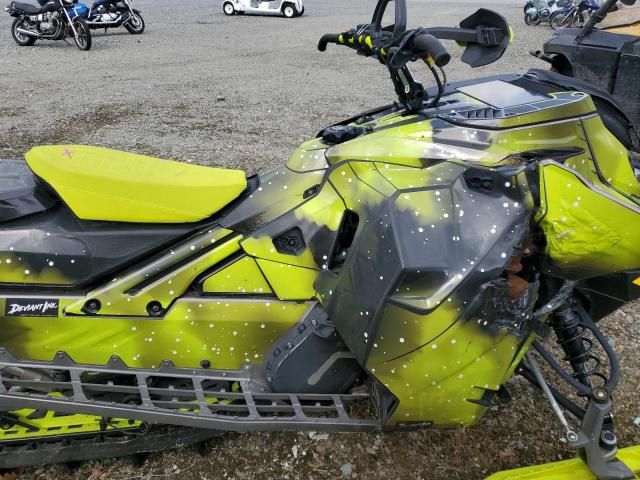 2023 Skidoo Summit X 850 E-TEC T