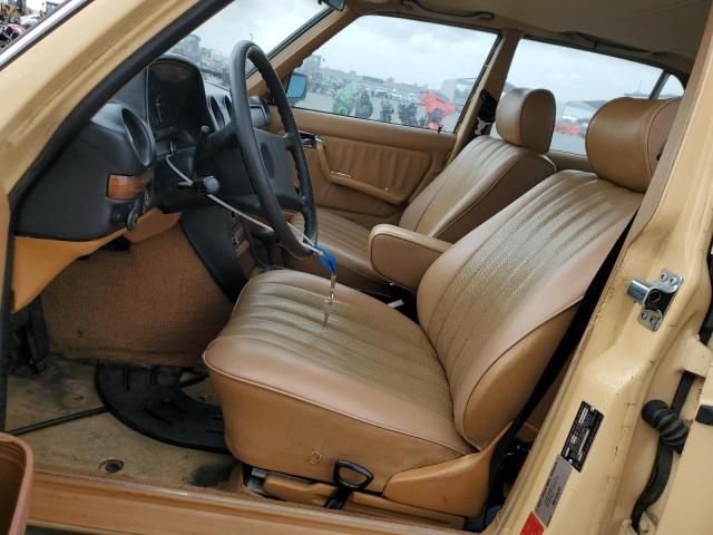 1982 Mercedes-Benz 240 D