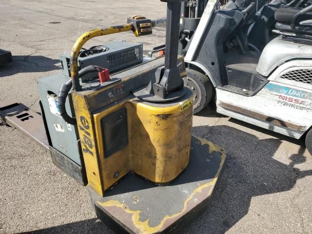 2000 Yale Forklift-Stand Up Forklift