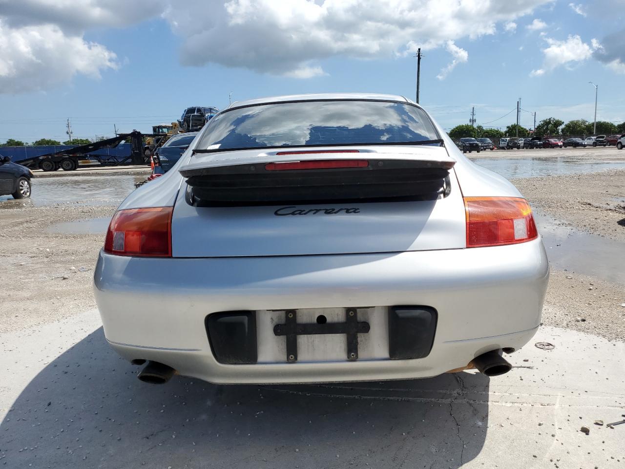 1999 Porsche 911 Carrera