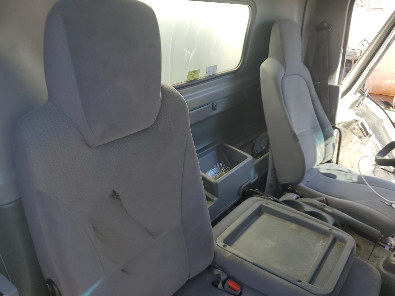2021 Isuzu NPR HD