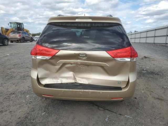 2011 Toyota Sienna XLE