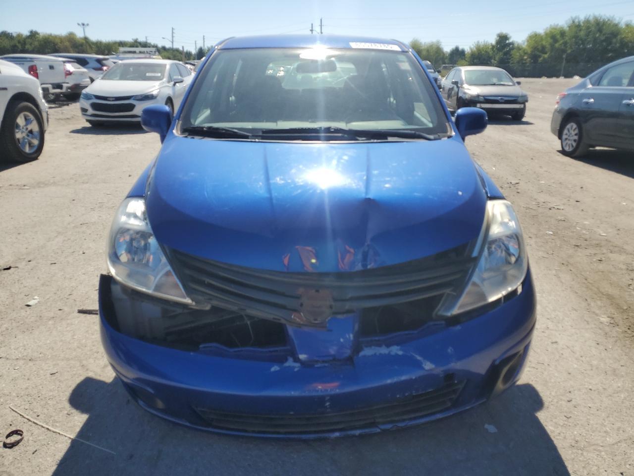 2012 Nissan Versa s