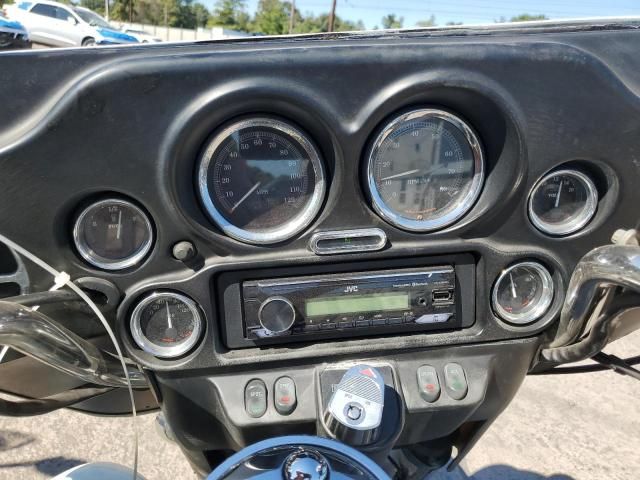 2002 Harley-Davidson Flhtcui