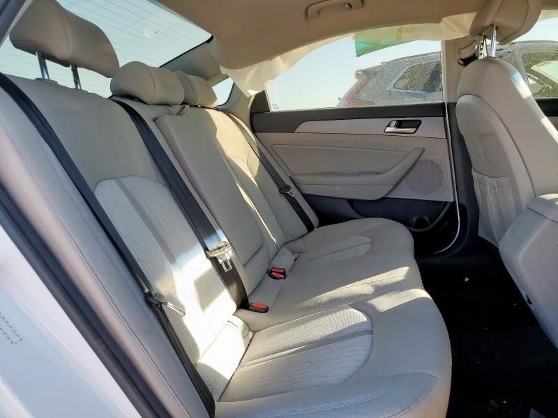 2016 Hyundai Sonata Hybrid