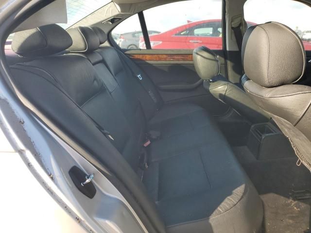 2005 BMW 325 XI