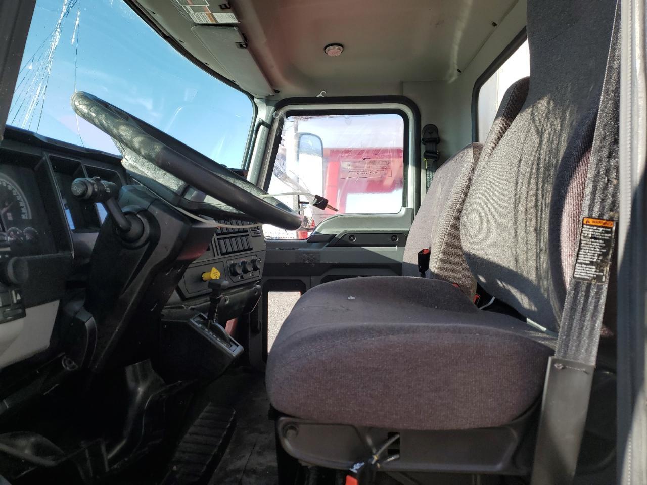 2024 Mack Md box Truck