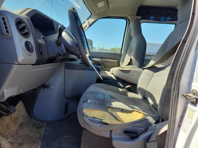 2009 Ford Econoline E150 Van