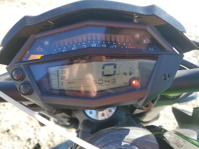 2015 Kawasaki ZR1000 G