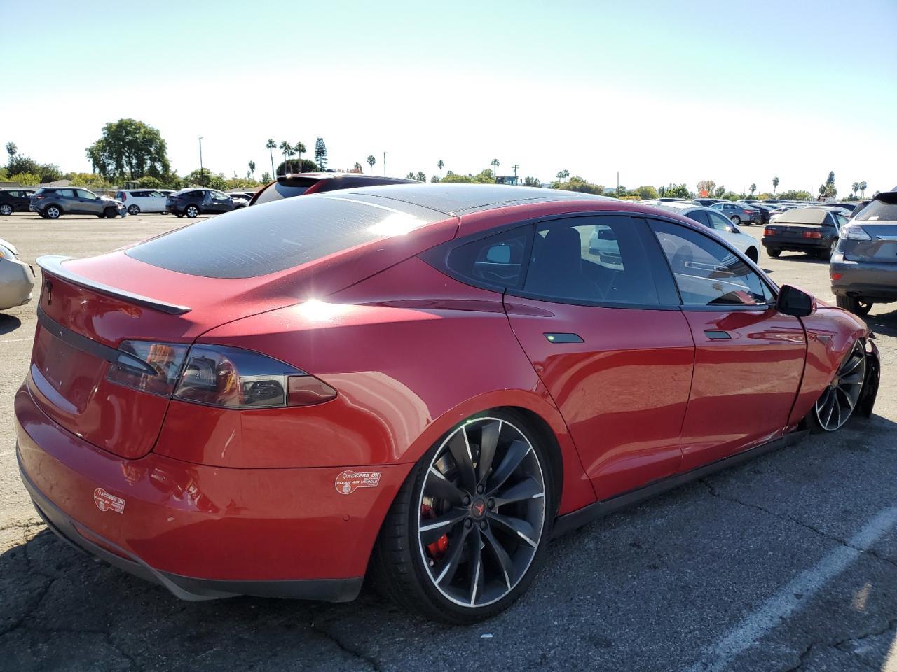 2015 Tesla Model s 85D