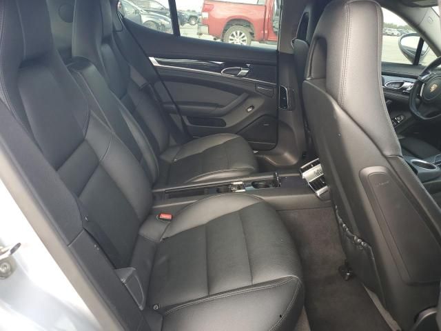 2014 Porsche Panamera S