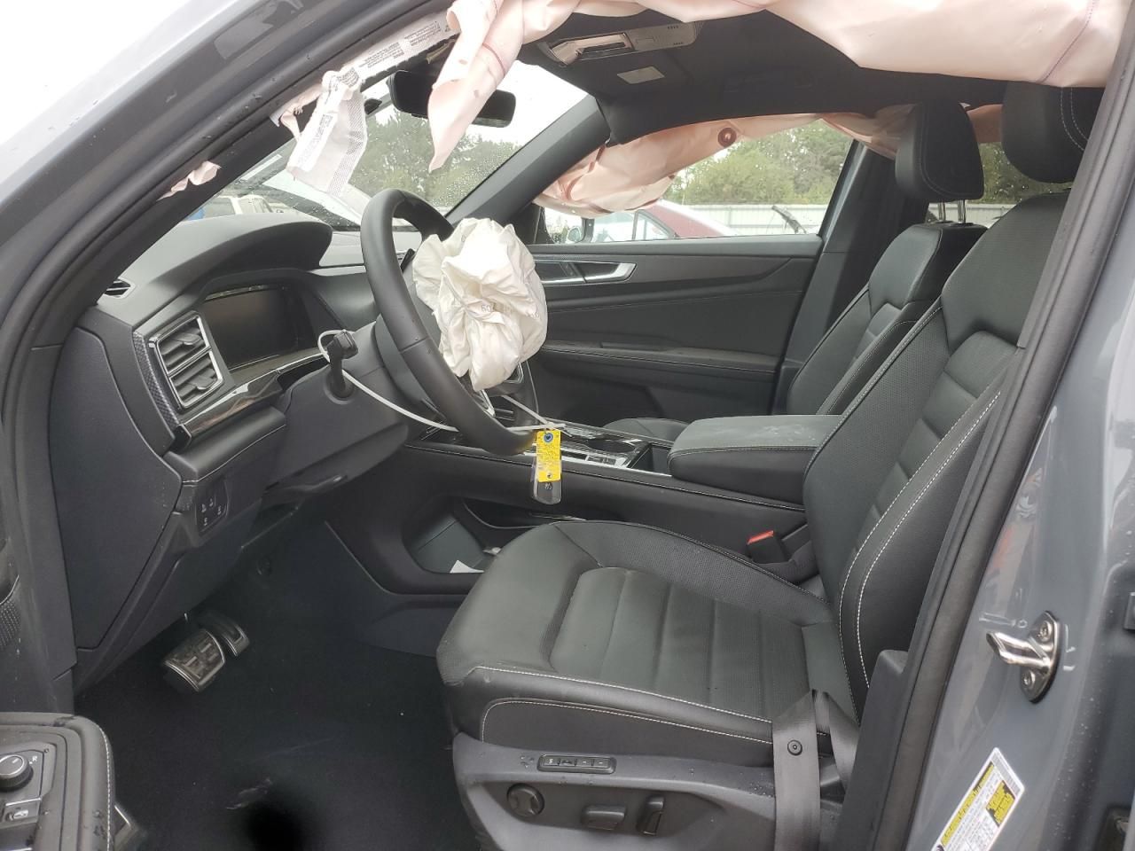 2025 Volkswagen Atlas Cross Sport sel R-line