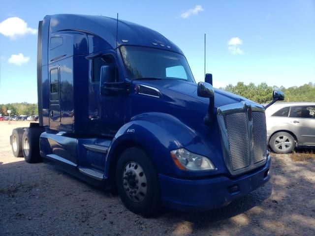 2018 Kenworth T680 Semi Truck