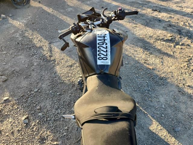 2022 Yamaha MTN1000