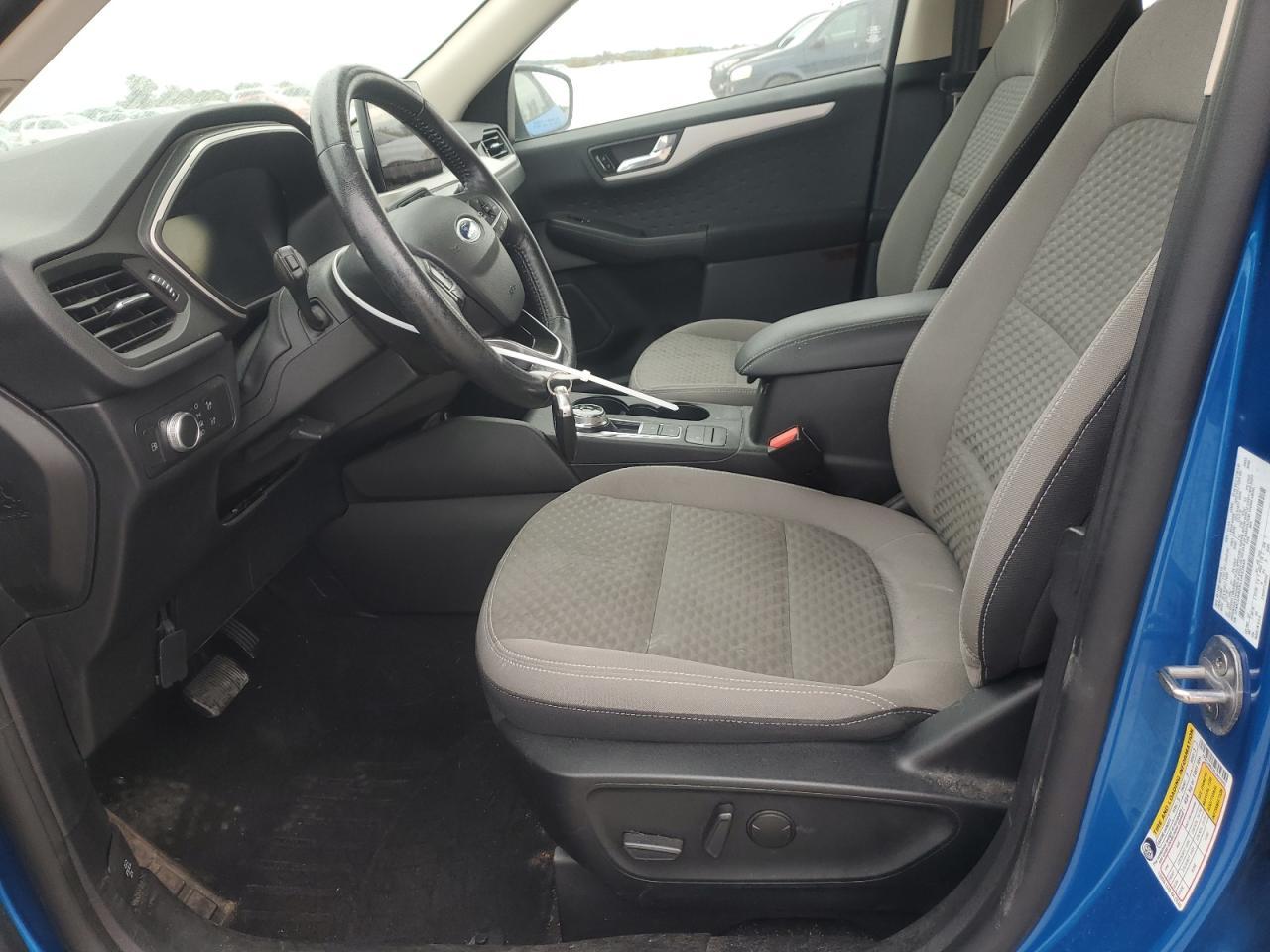 2020 Ford Escape se Sport