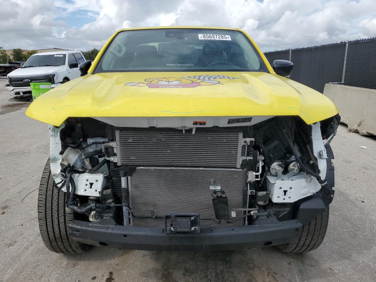 2024 Nissan Frontier s