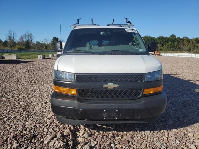 2022 Chev Express G1500