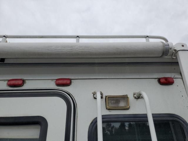 2004 Arctic Fox Camper