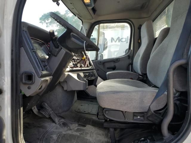 2018 Freightliner 114SD
