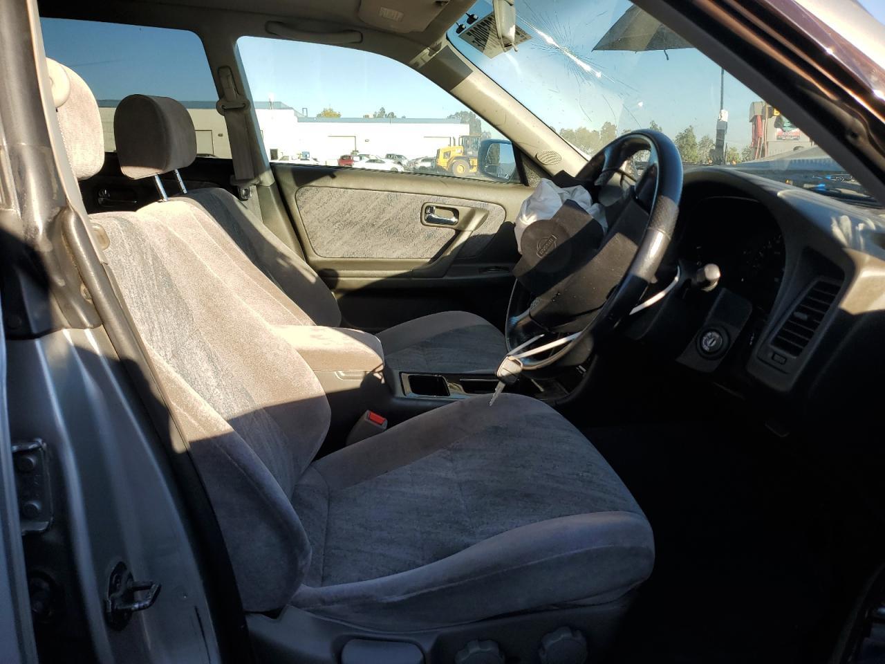 1997 Nissan Stagea