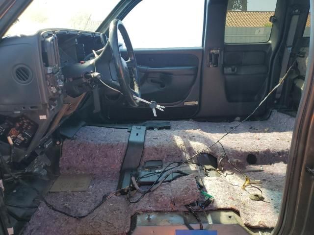 2001 GMC New Sierra C1500