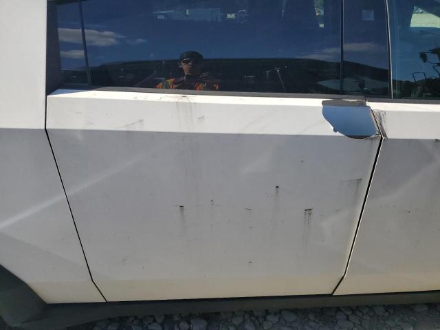 2024 Tesla Cybertruck