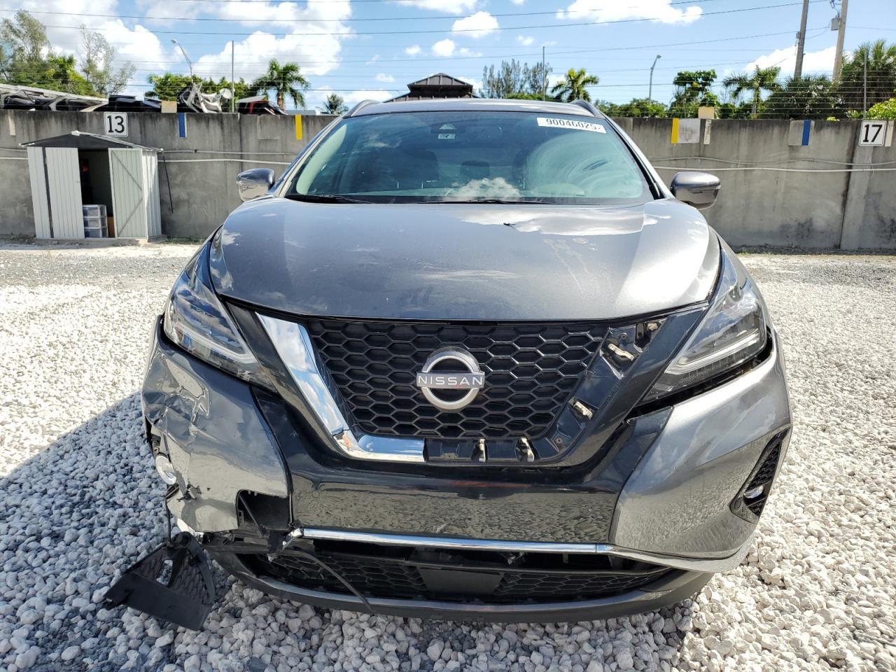 2024 Nissan Murano sv