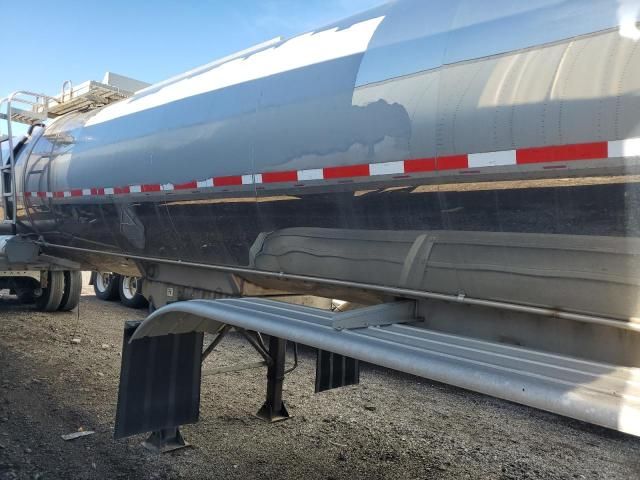 2019 Brenner Tank Trailer