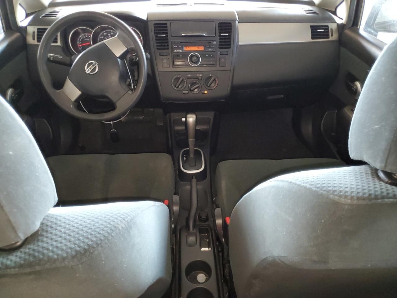 2011 Nissan Versa s
