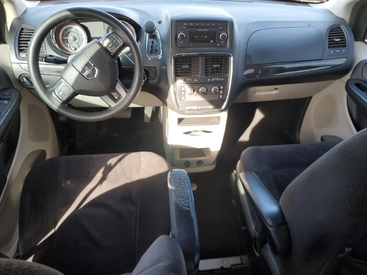 2014 Dodge Grand Caravan se