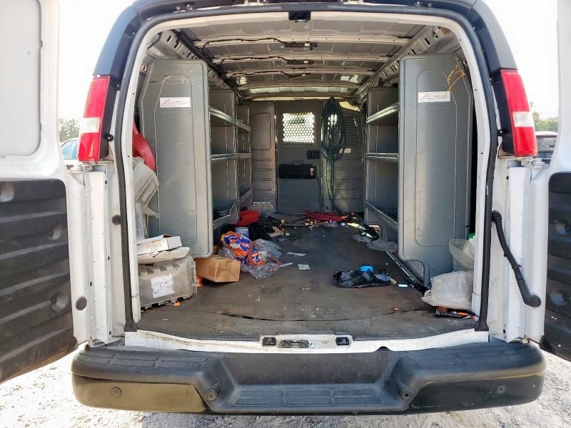 2023 Chevrolet Express G2500