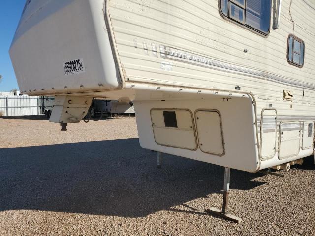 1990 Teton Trailers 5TH Wheel