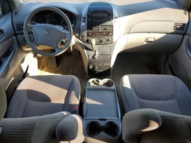 2006 Toyota Sienna CE