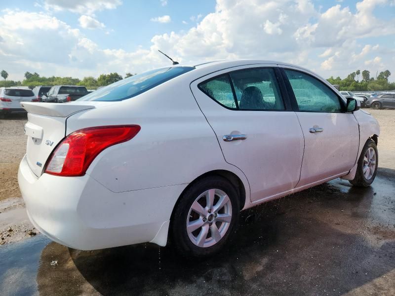 2014 Nissan Versa S