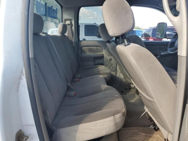 2004 Dodge RAM 3500 ST
