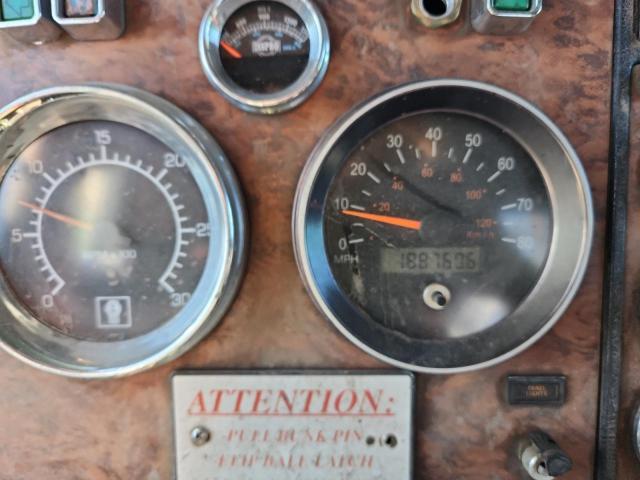 1999 Kenworth W900 Semi Truck