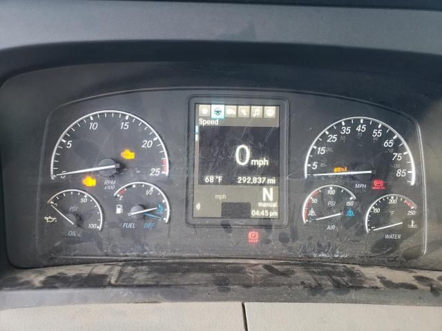 2021 Freightliner Cascadia 126 Semi Truck