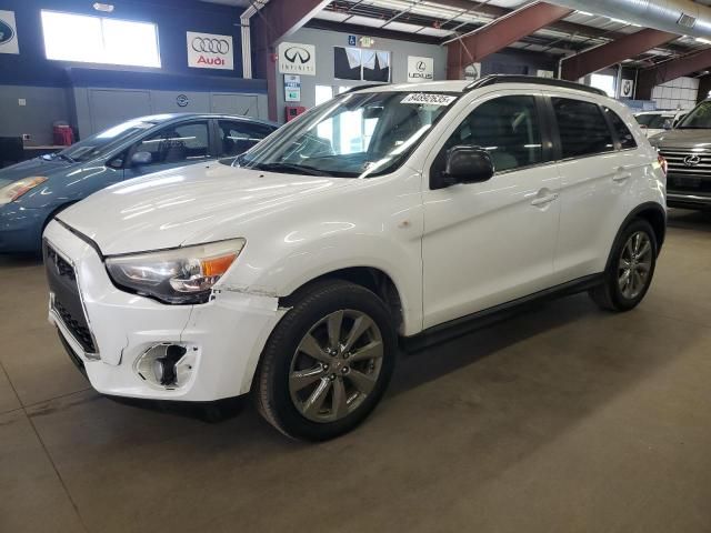 2013 Mits Ubishi Outlander Sport LE