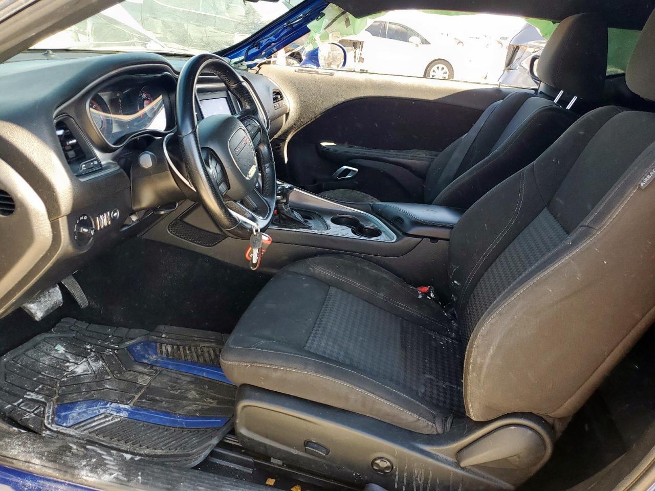 2020 Dodge Challenger sxt