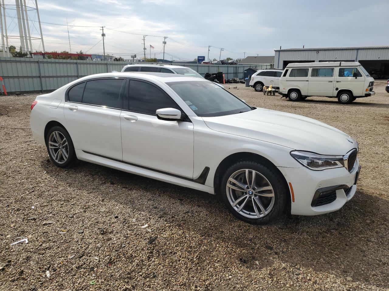 2018 BMW 750 xi