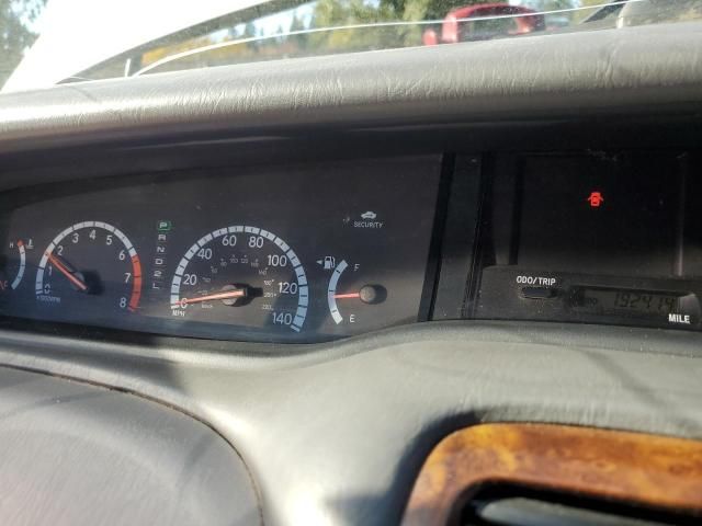 2002 Toyota Avalon XL