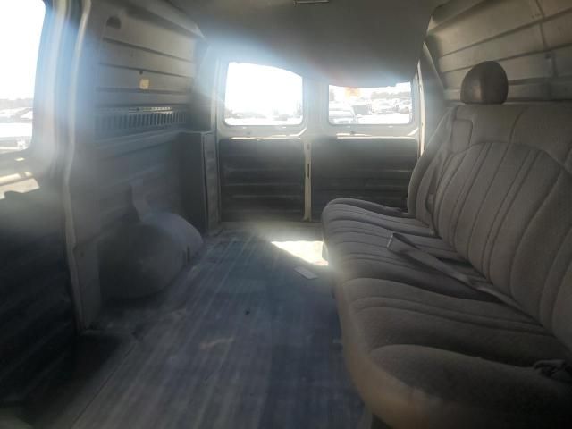 2002 Chevrolet Express G1500